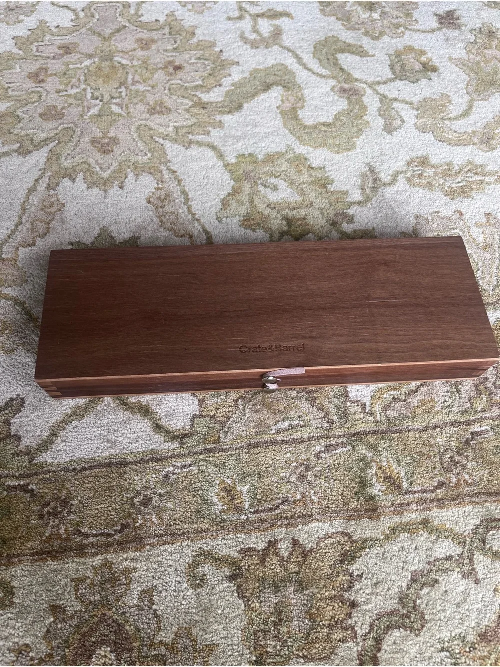 NIB Crate&Barrel Carving Set